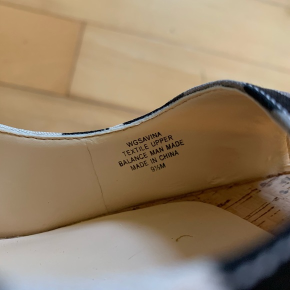 Heels - Picture 4 of 4